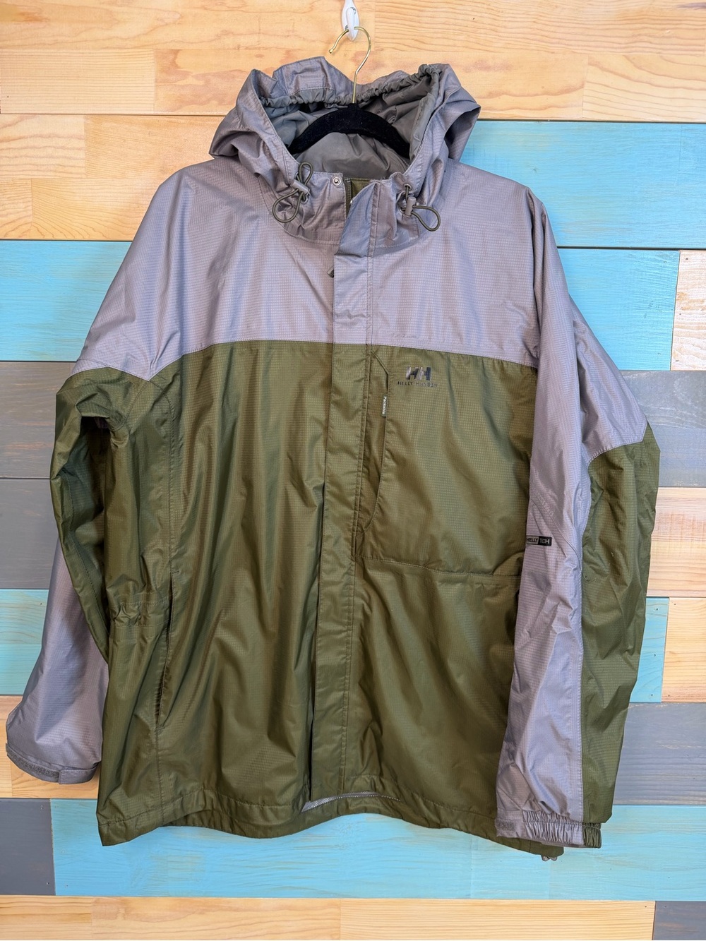 Helly Hansen Men’s Olive Green and Gray Hooded Tech Raincoat Waterproof Ripstop